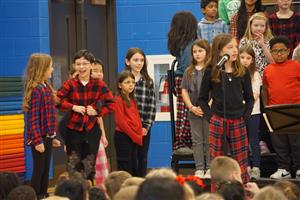 CES Holiday Concert 2024 13.jpg